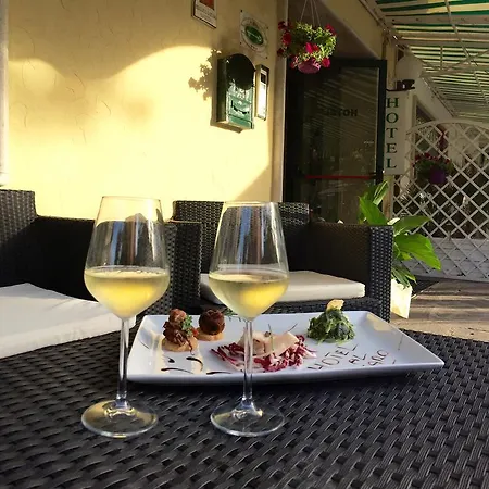 Al Faro 체르비아