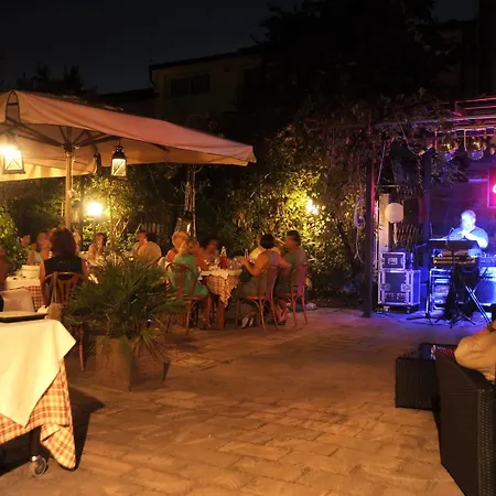 호텔 Al Faro 체르비아