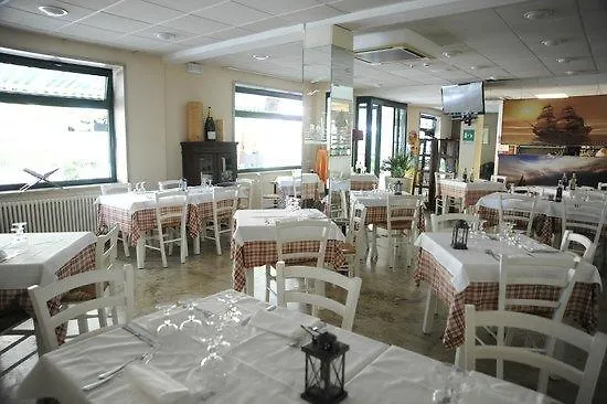 酒店 Al Faro 切尔维亚